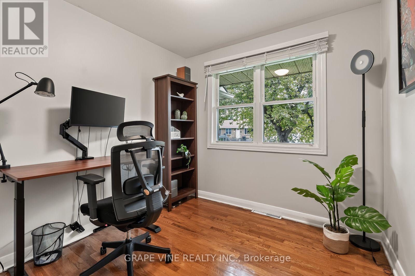 5 Bed, 2 Bath House for Sale in Ottawa – 125 NORICE STREET, Ottawa – MLS# X13674054 - Image 26