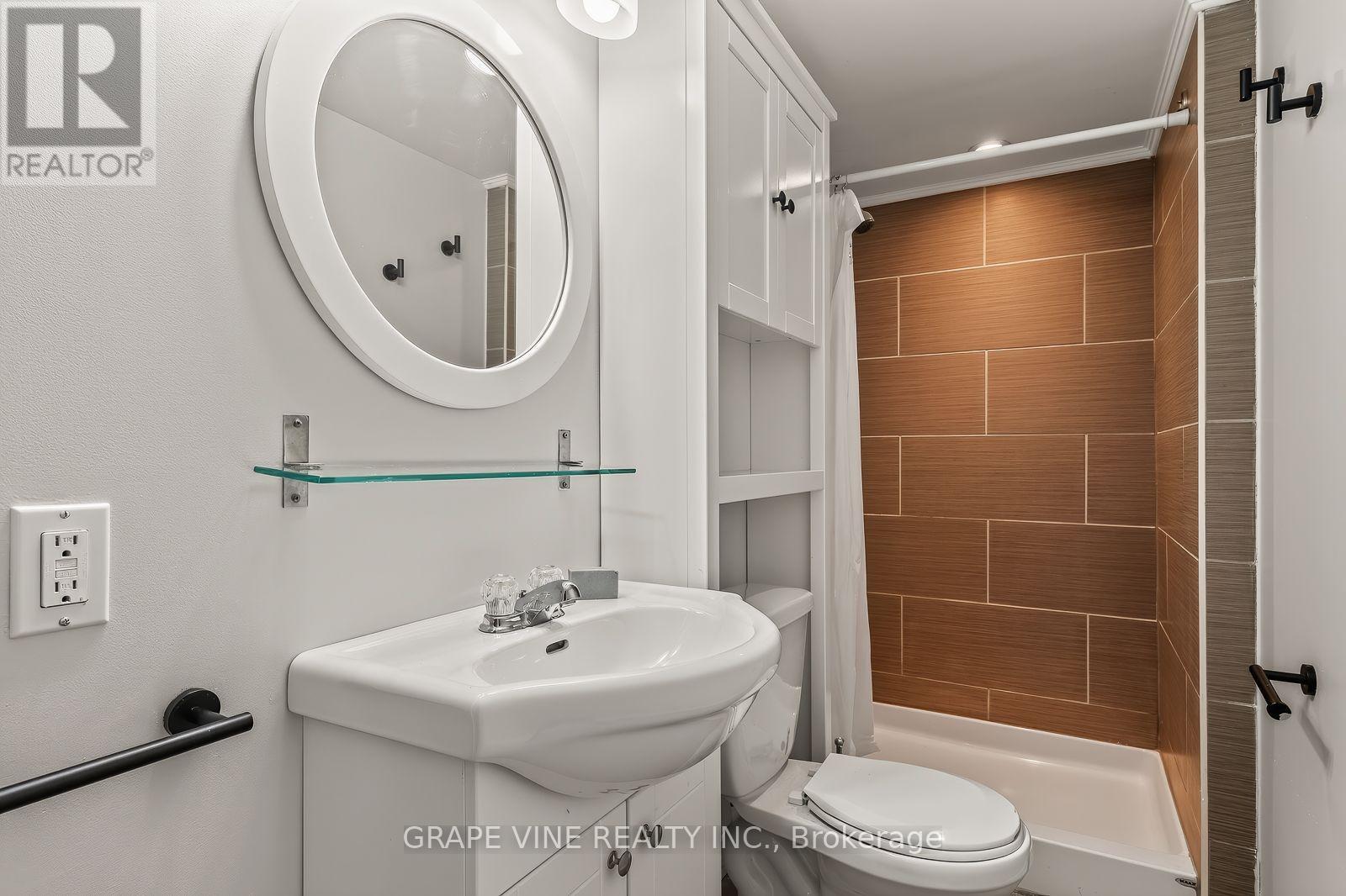 5 Bed, 2 Bath House for Sale in Ottawa – 125 NORICE STREET, Ottawa – MLS# X13674054 - Image 33