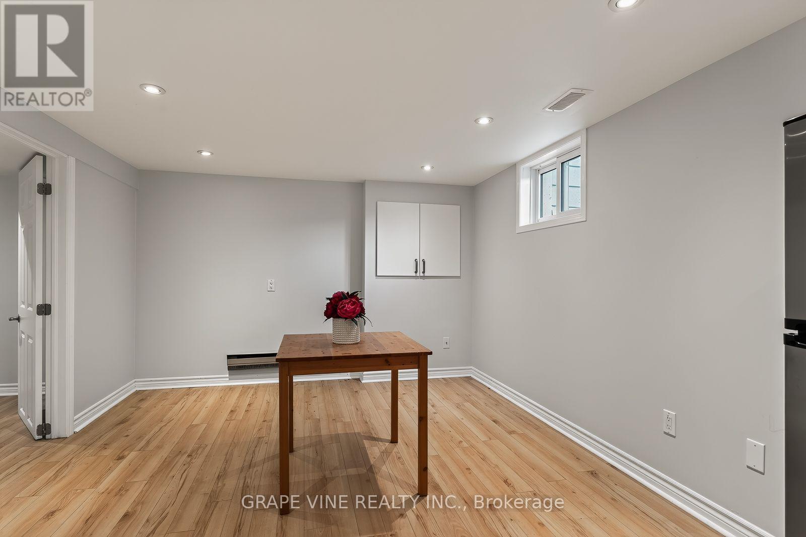 5 Bed, 2 Bath House for Sale in Ottawa – 125 NORICE STREET, Ottawa – MLS# X13674054 - Image 35