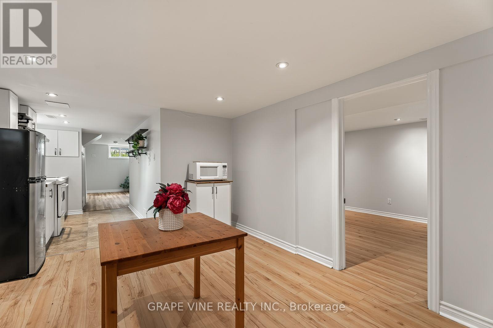 5 Bed, 2 Bath House for Sale in Ottawa – 125 NORICE STREET, Ottawa – MLS# X13674054 - Image 36