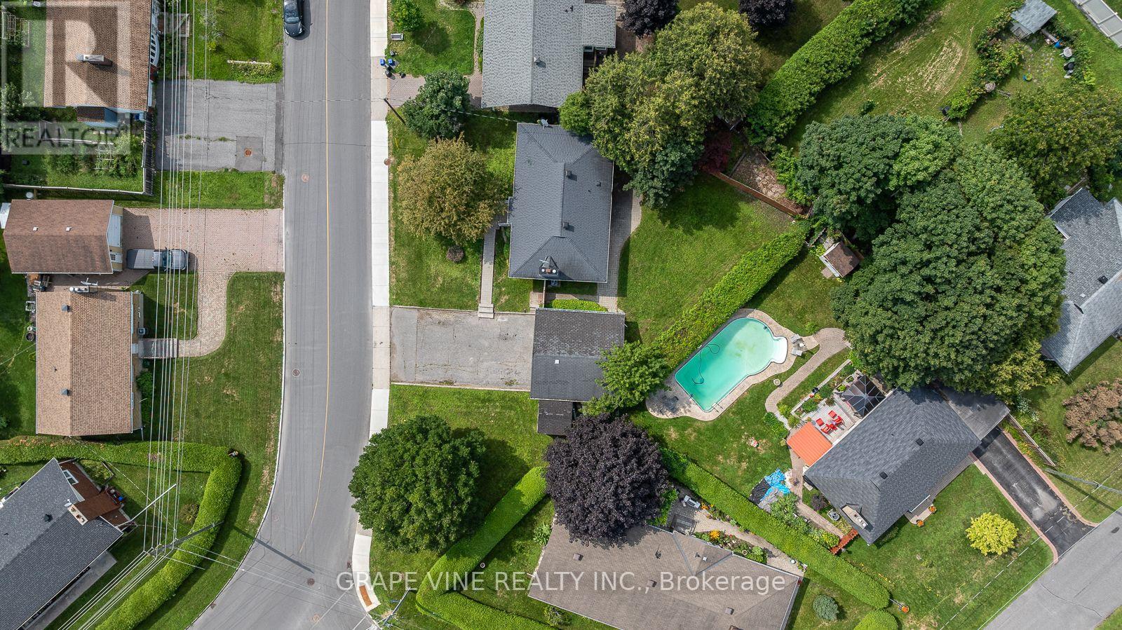 5 Bed, 2 Bath House for Sale in Ottawa – 125 NORICE STREET, Ottawa – MLS# X13674054 - Image 45
