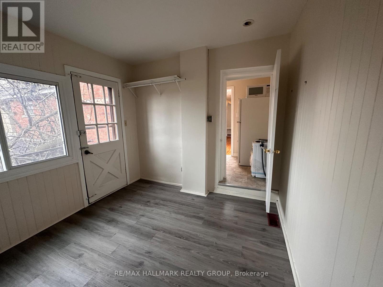 2 Bed, 1 Bath Multi-Family for Rent in Ottawa – 2 – 94 FAIRMONT AVENUE, Ottawa – MLS# X13674068 - Image 6