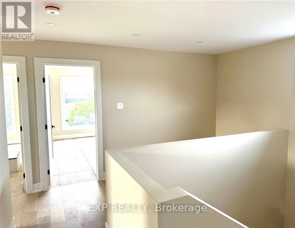 #A + B 25 O'MEARA STREET - 10