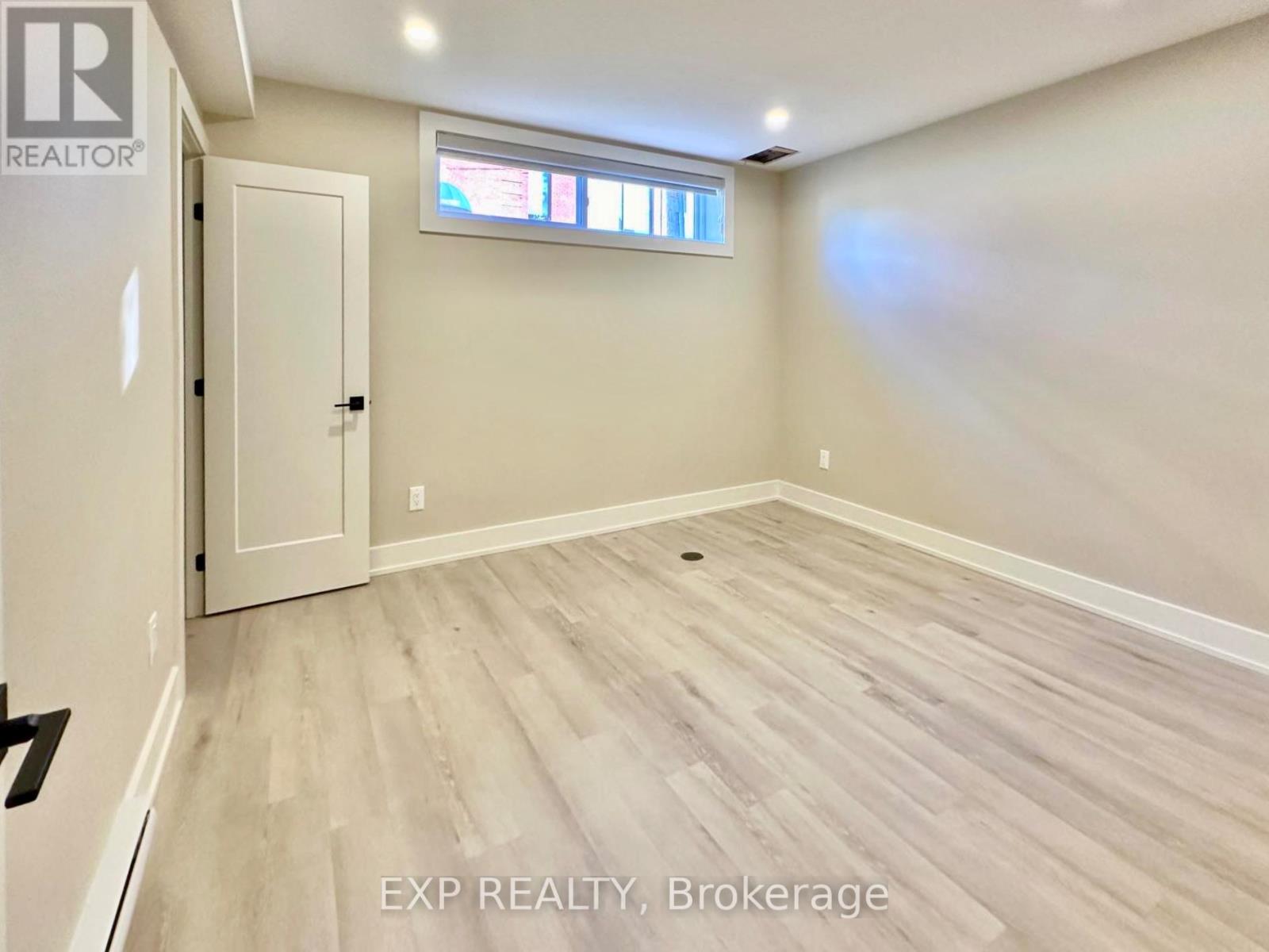 #A + B 25 O'MEARA STREET - 20