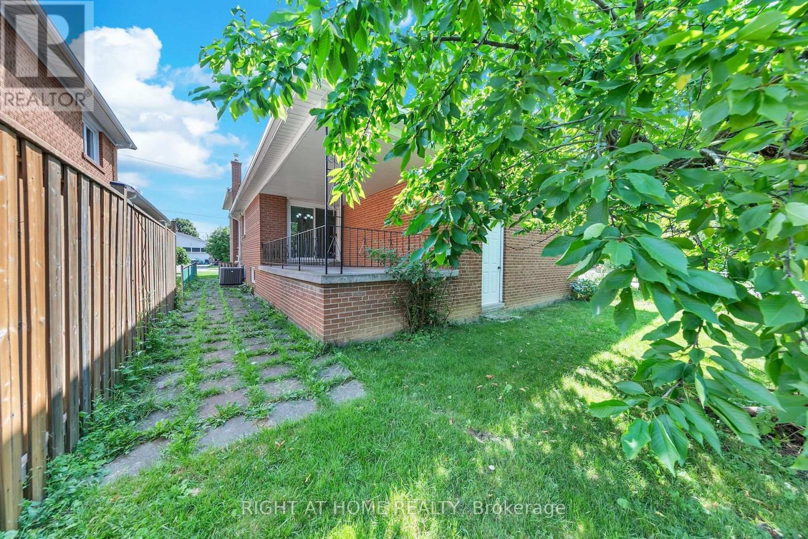 88 PECKHAM AVENUE - Image 45