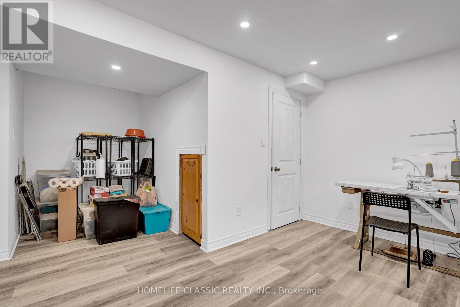 5 IRWIN CRESCENT - Image 31