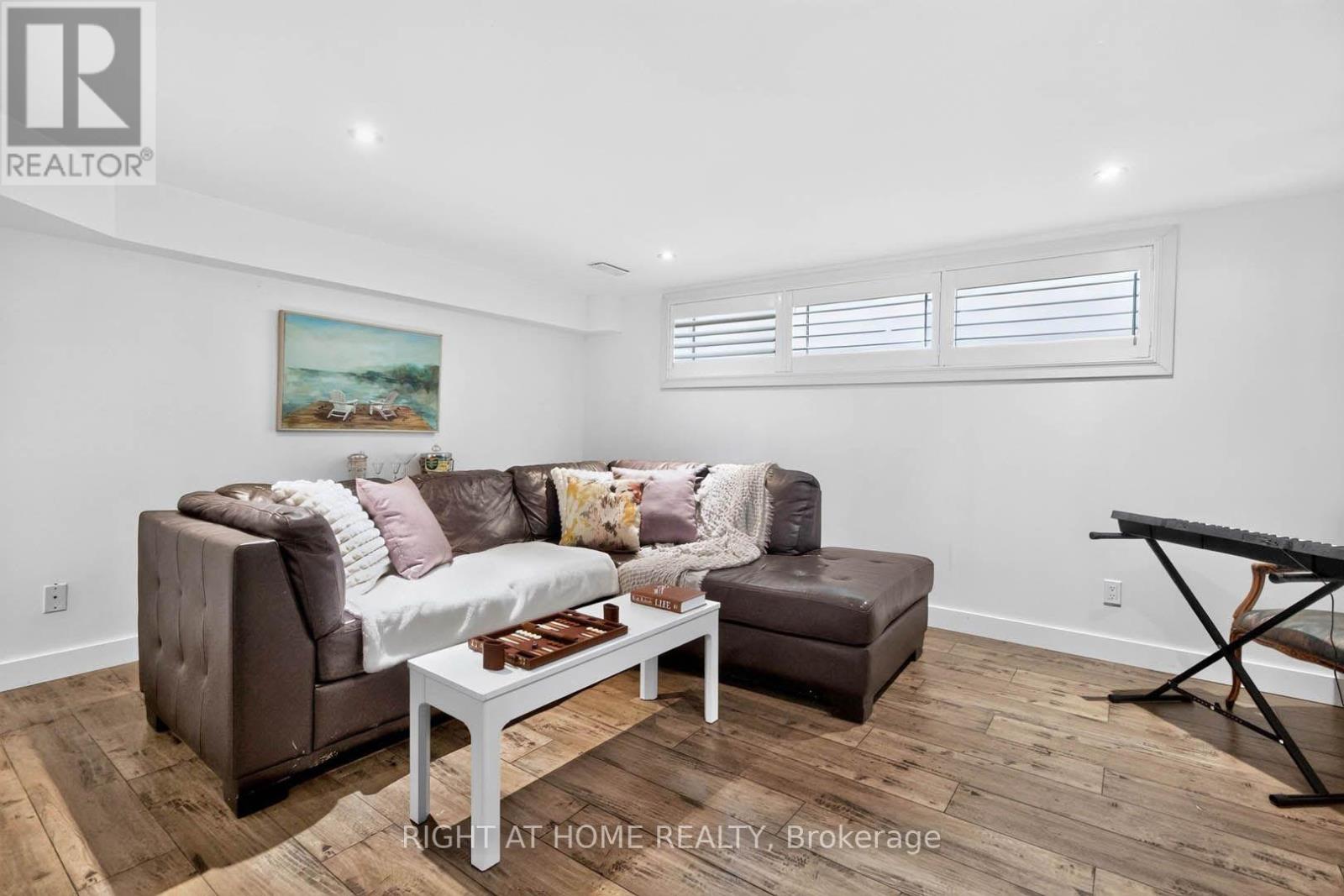 516 KENMARR CRESCENT - Image 30