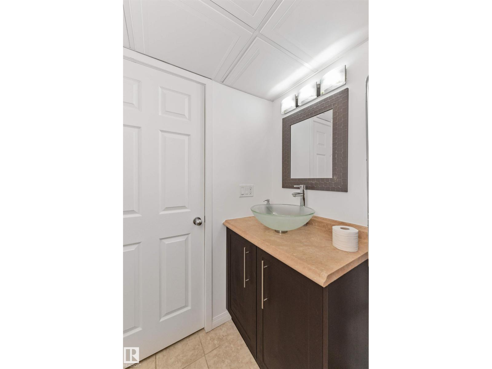 9411 104 Avenue - Photo 47