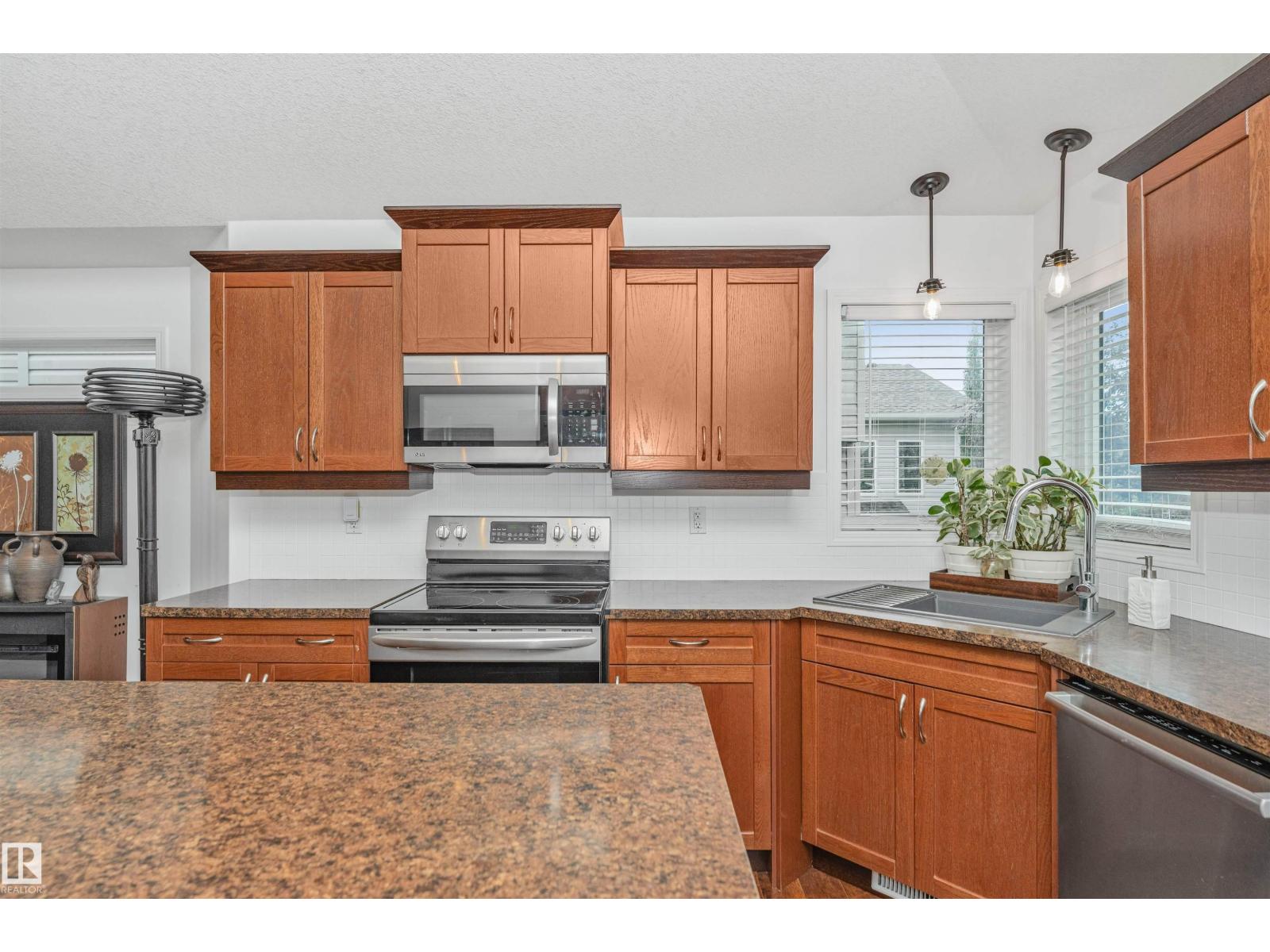 9411 104 Avenue - Photo 23