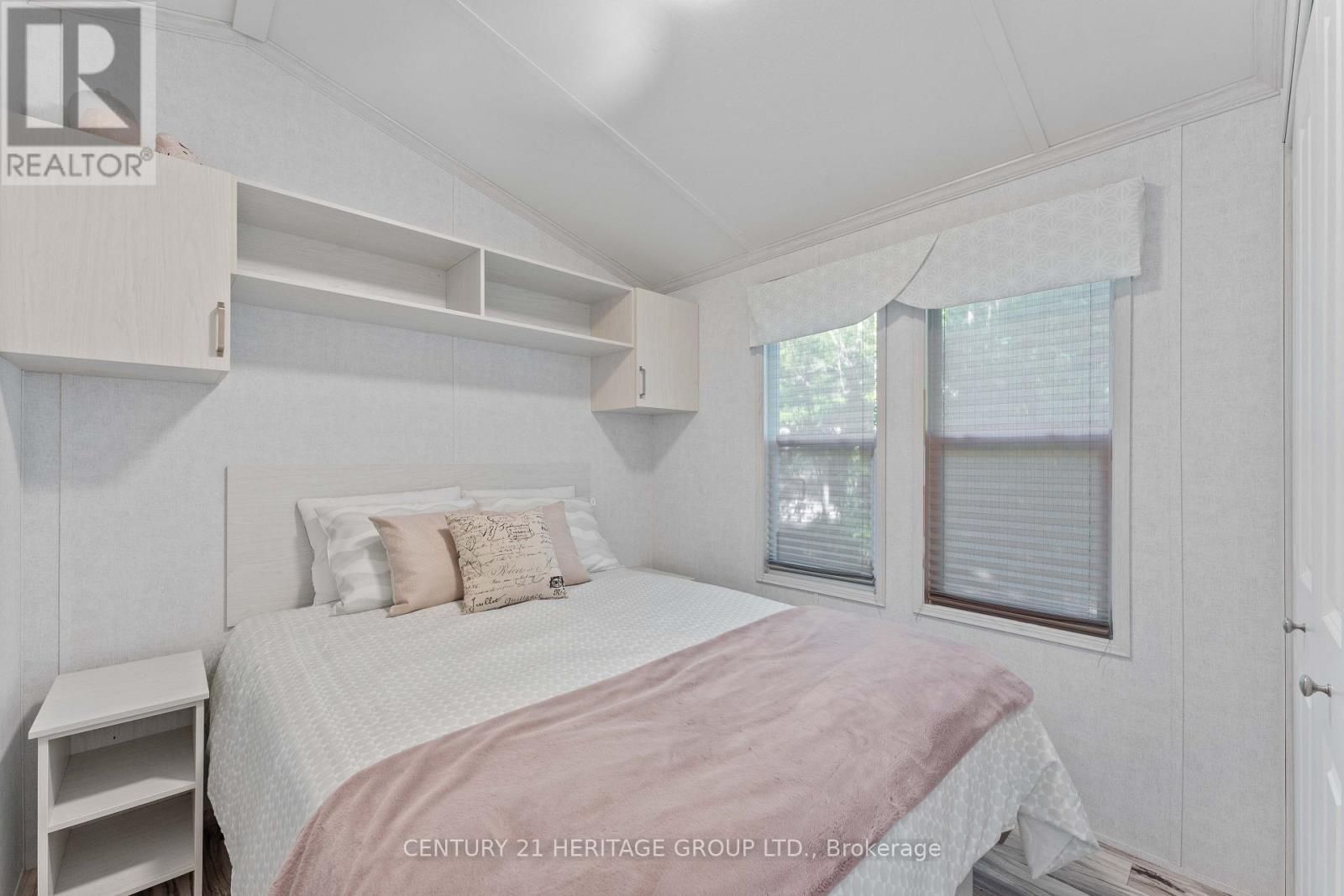 #94 202 HIDDEN GLEN ROAD - 20