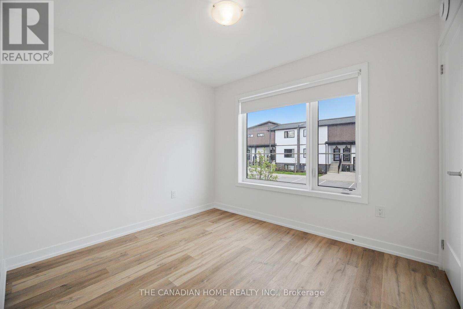 #321 4263 FOURTH AVENUE - 21