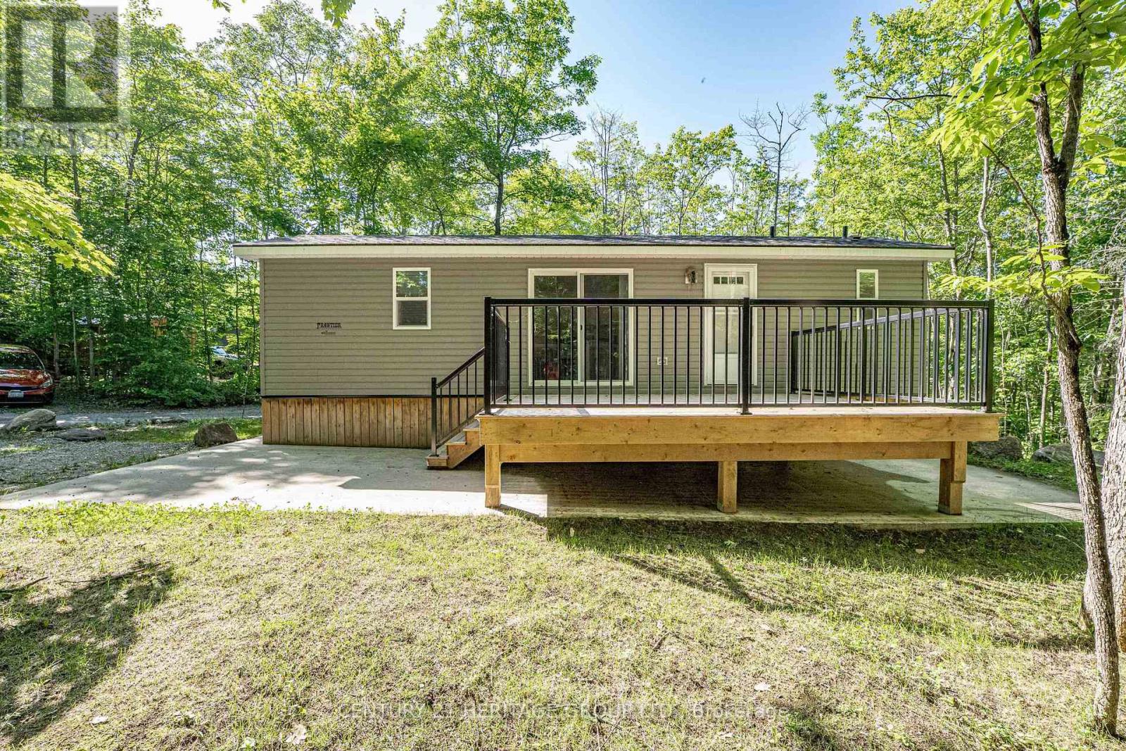 ##4 202 HIDDEN GLEN ROAD - 3
