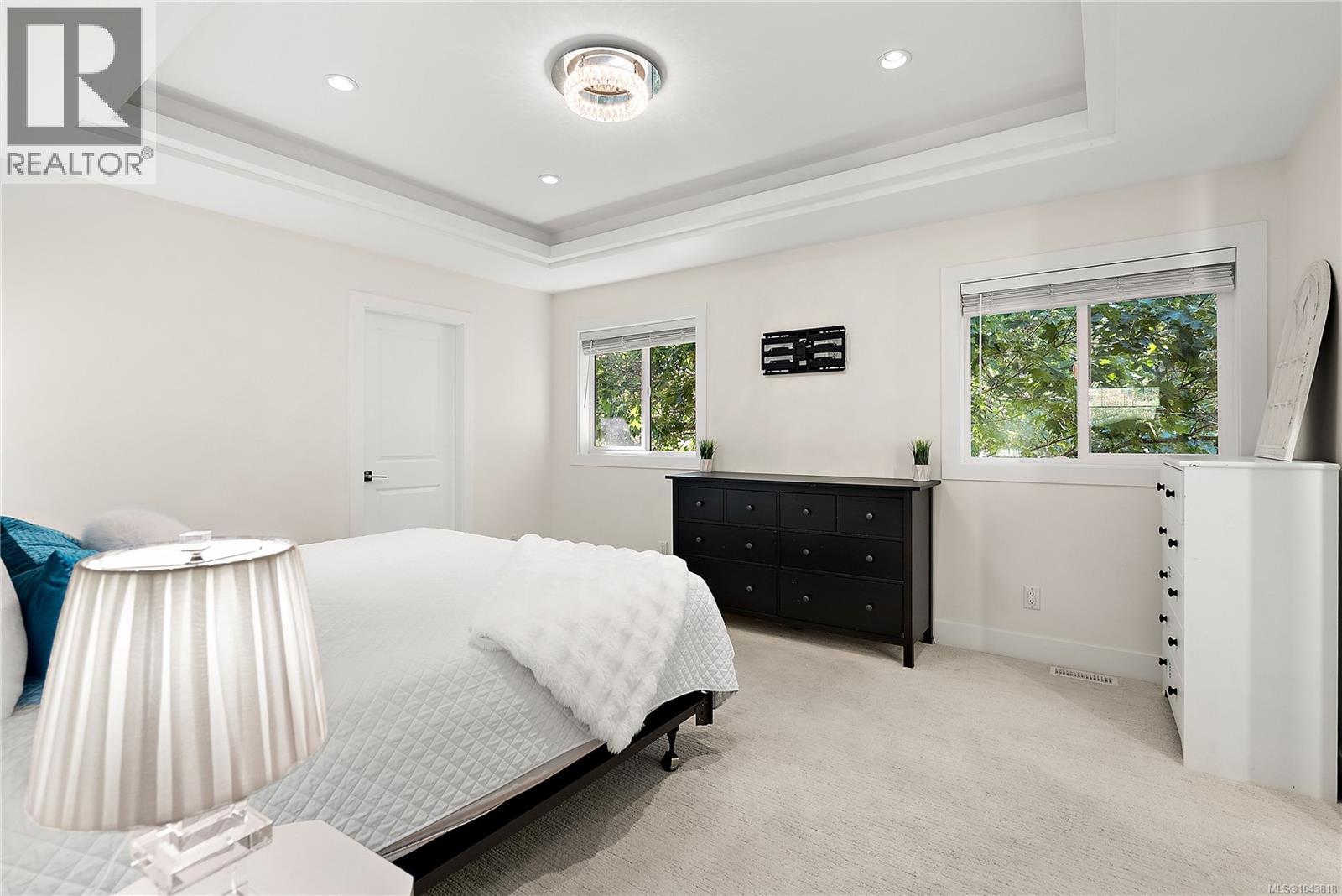 2908 Adye Rd - 16