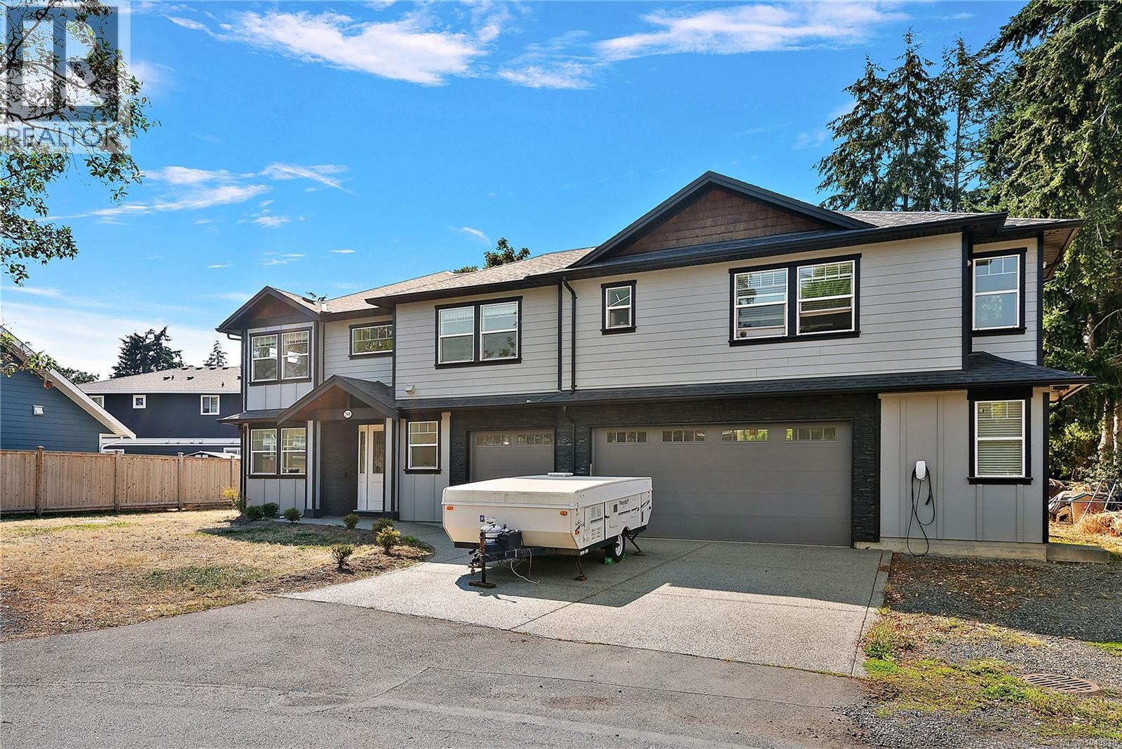 2908 Adye Rd - 2
