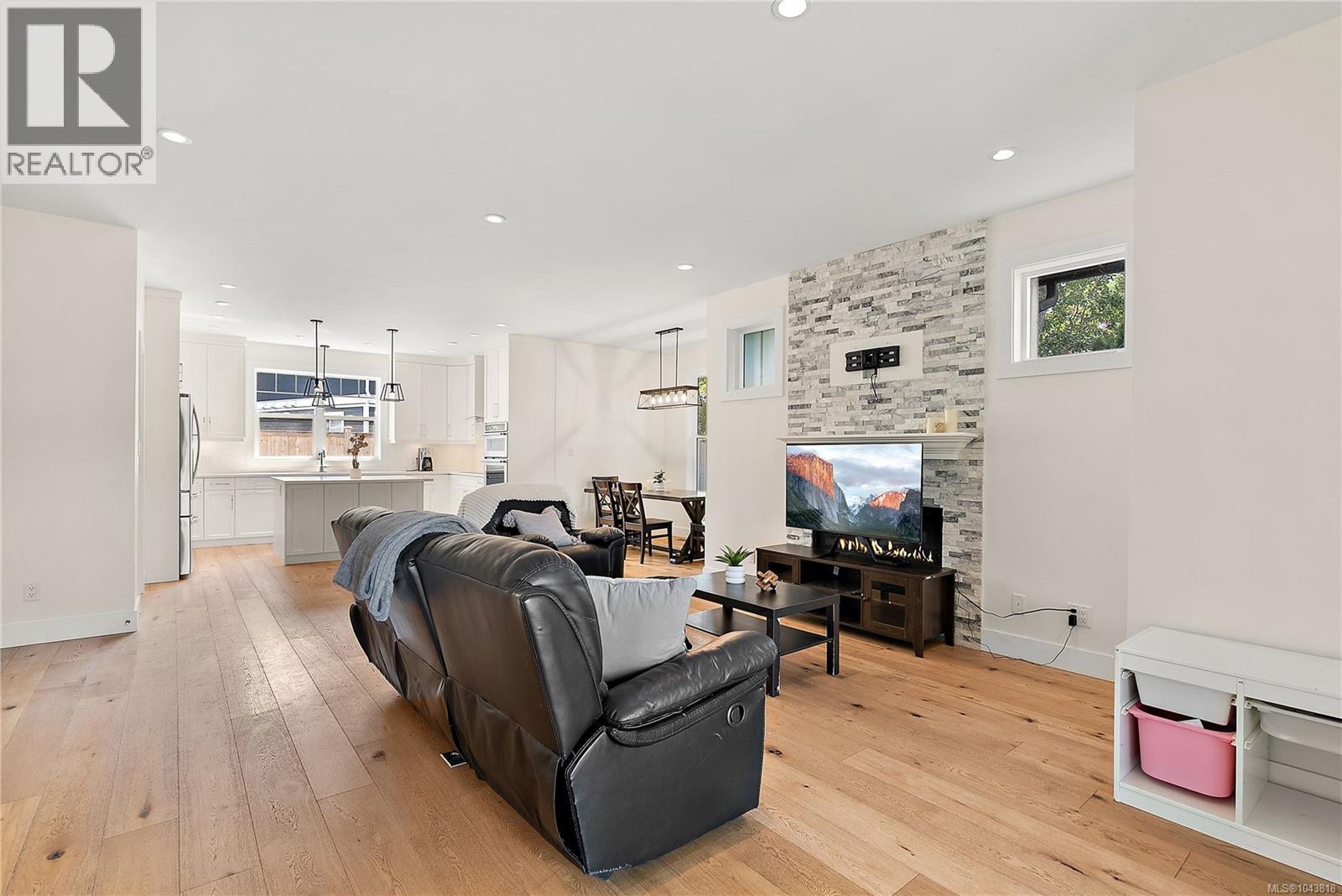2908 Adye Rd - Image 6
