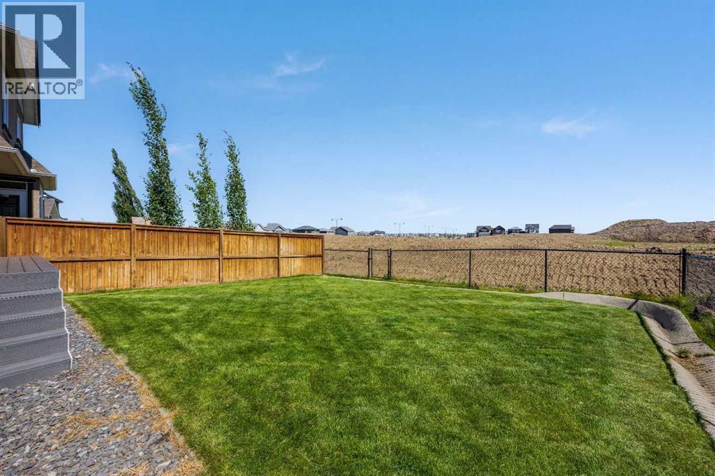 27 Mahogany Crescent SE - Image 47