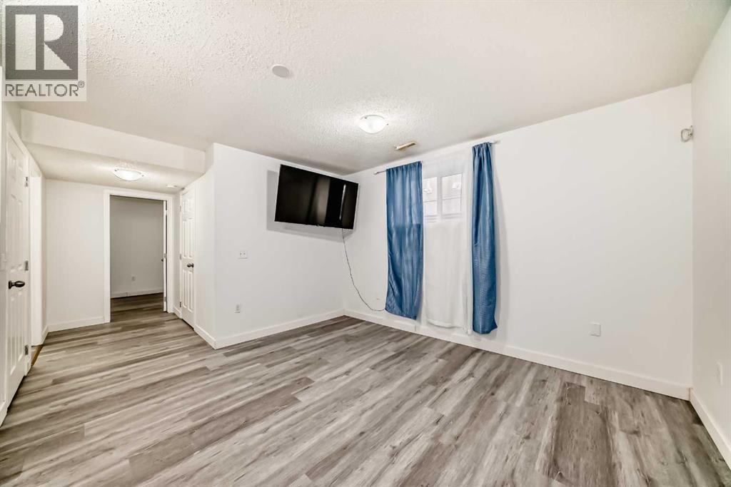 52 TARALAKE Street Northeast - Photo 30