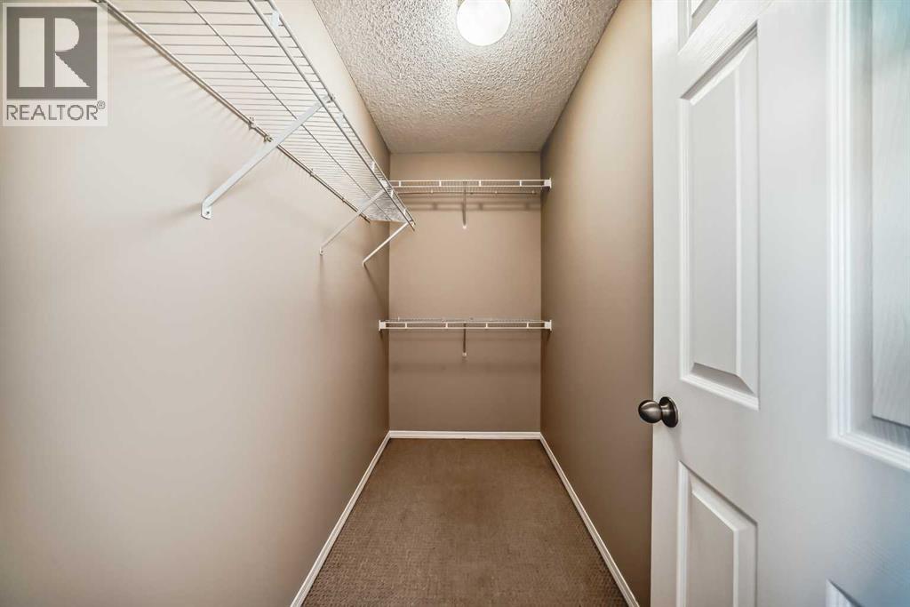 52 TARALAKE Street Northeast - Photo 19