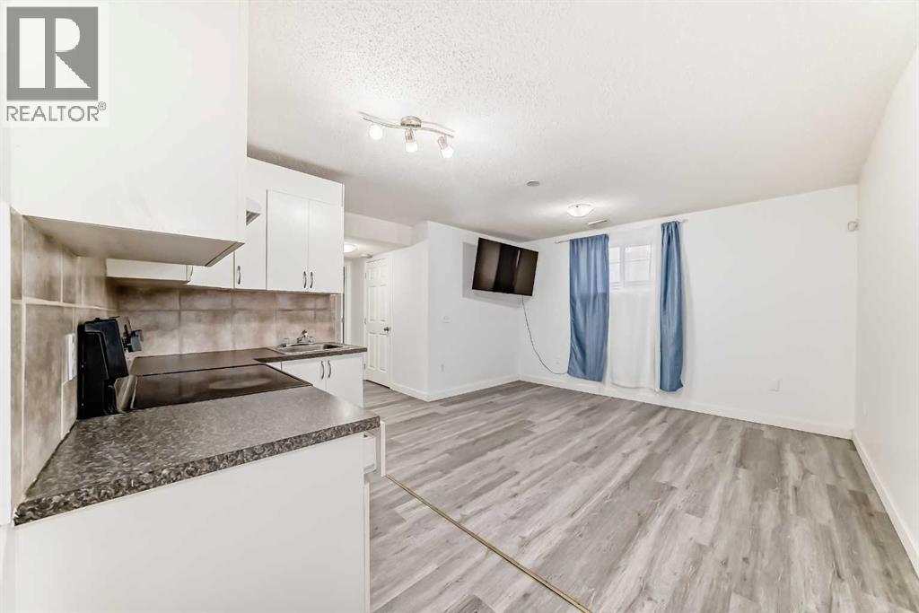 52 TARALAKE Street Northeast - Photo 29