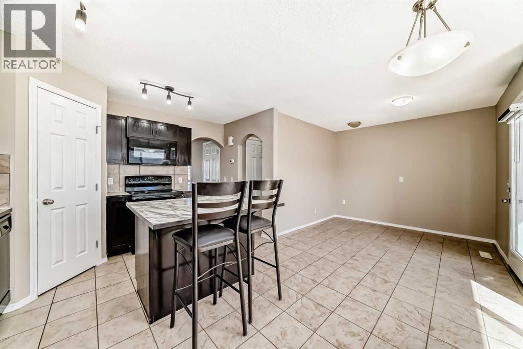 52 TARALAKE Street Northeast - Photo 6