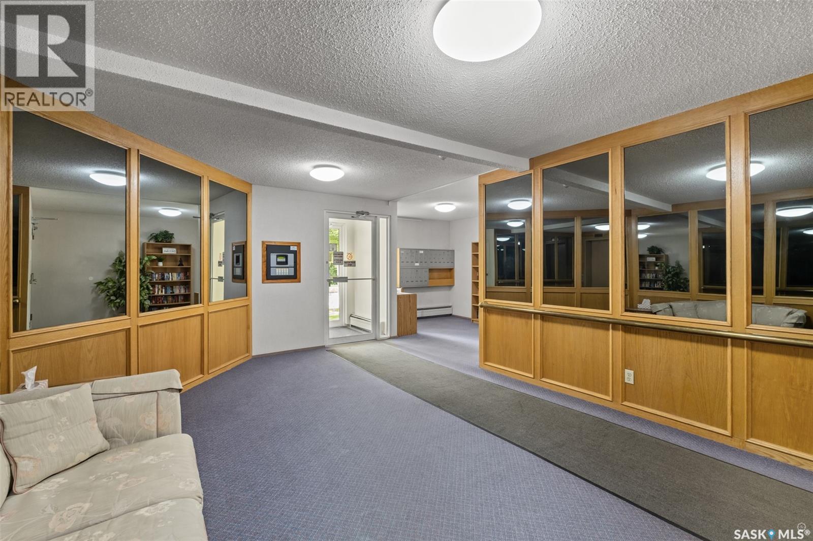 #105 66 19th STREET W - Image 19
