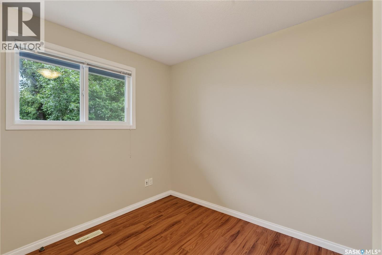 214 Fisher CRESCENT - 18