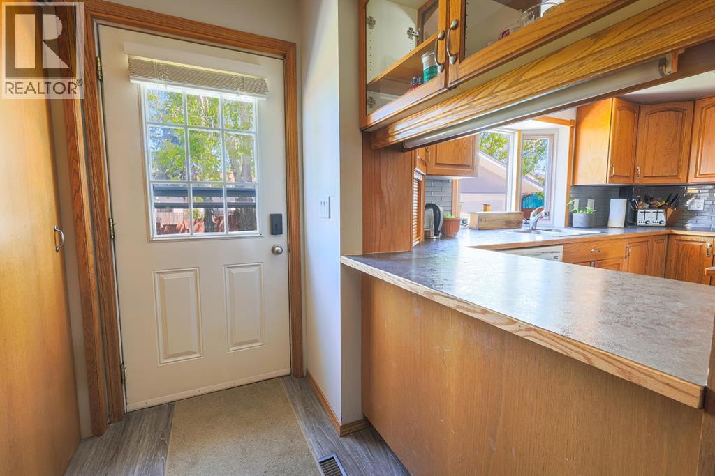 5739 55 Street - Photo 11