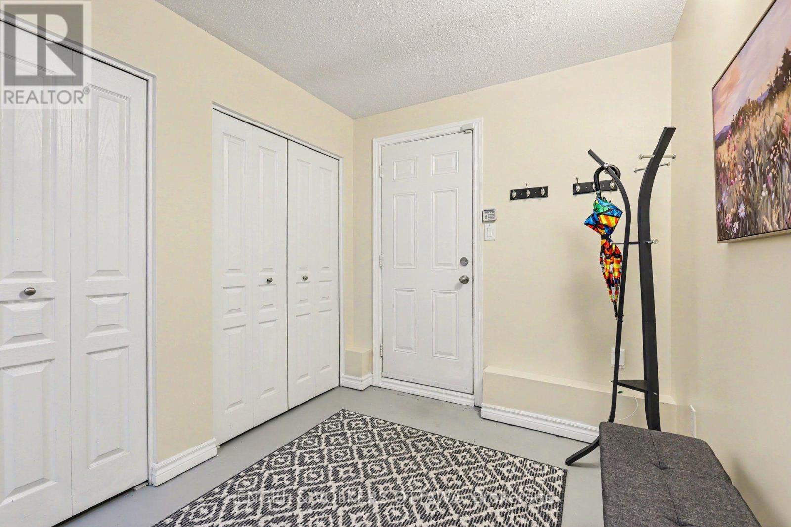 53 HAWKSTONE GATE - 20