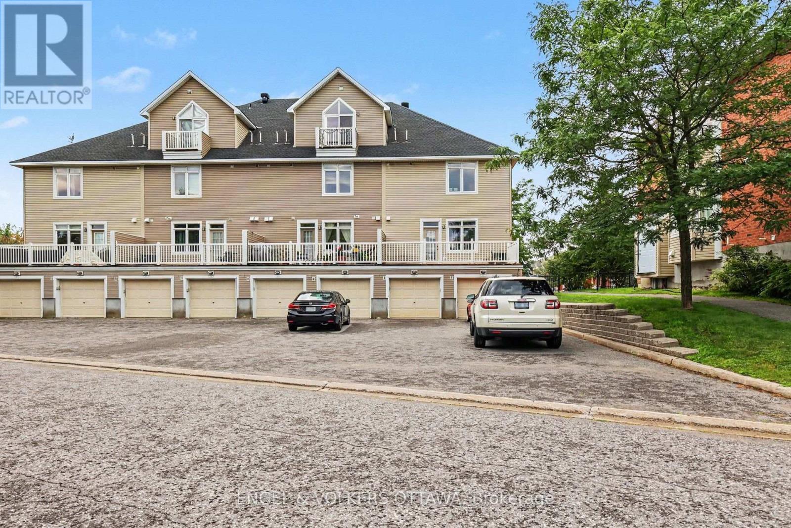 2 Bed, 1 Bath House for Sale in Ottawa – 53 HAWKSTONE GATE, Ottawa – MLS# X13674112 - Image 21
