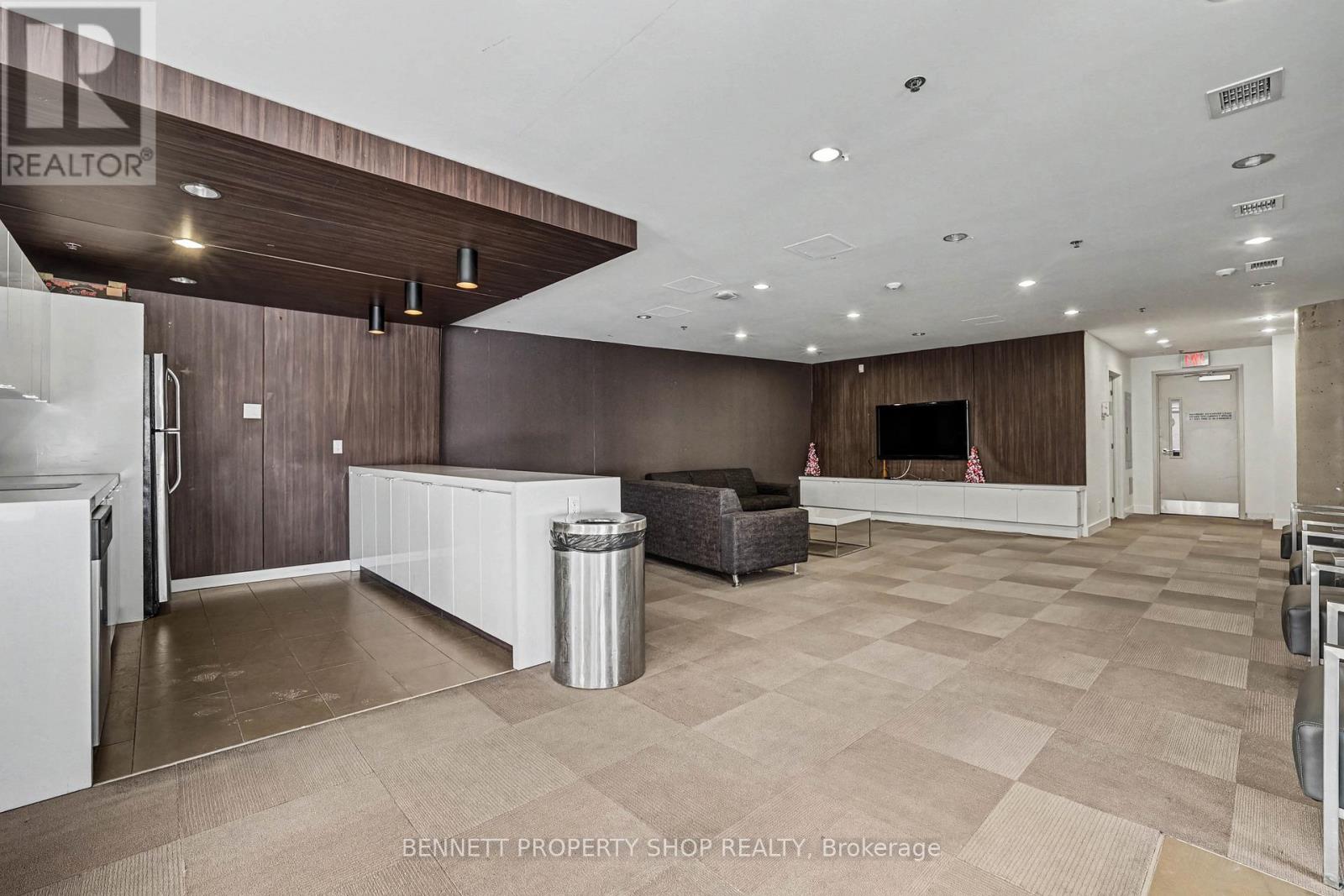 1 Bed, 2 Bath Apartment for Sale in Ottawa – 811 – 360 MCLEOD STREET, Ottawa – MLS# X13674116 - Image 14
