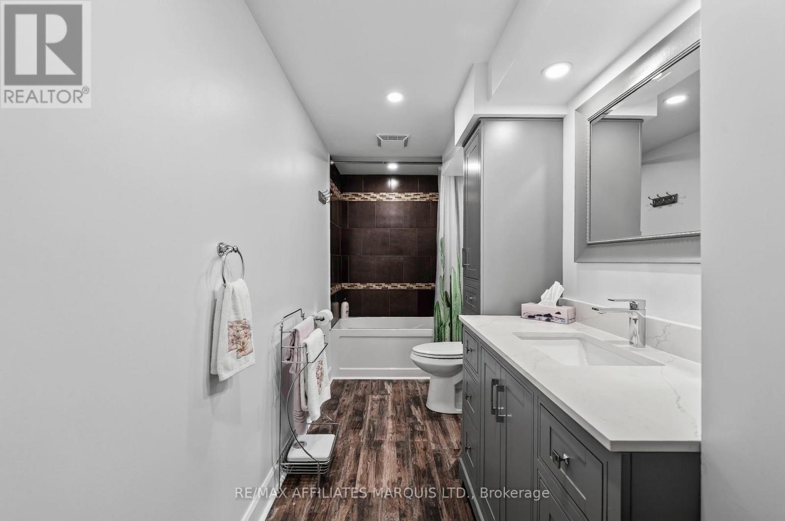 1635 BROOKDALE AVENUE - Image 35