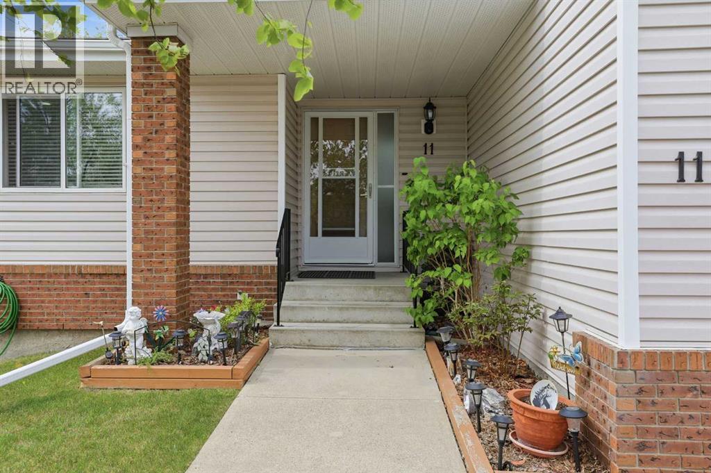 11 Macewan Park Heights Northwest