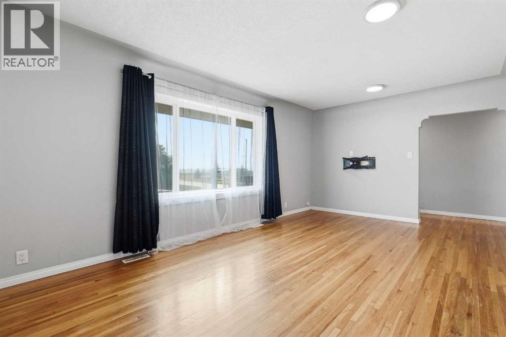 301 3rd Street West - Photo 6