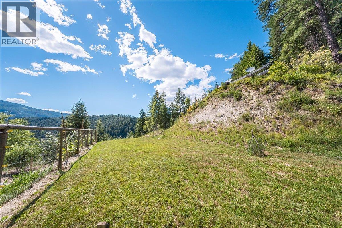 1385 Pass Creek Road - Image 27