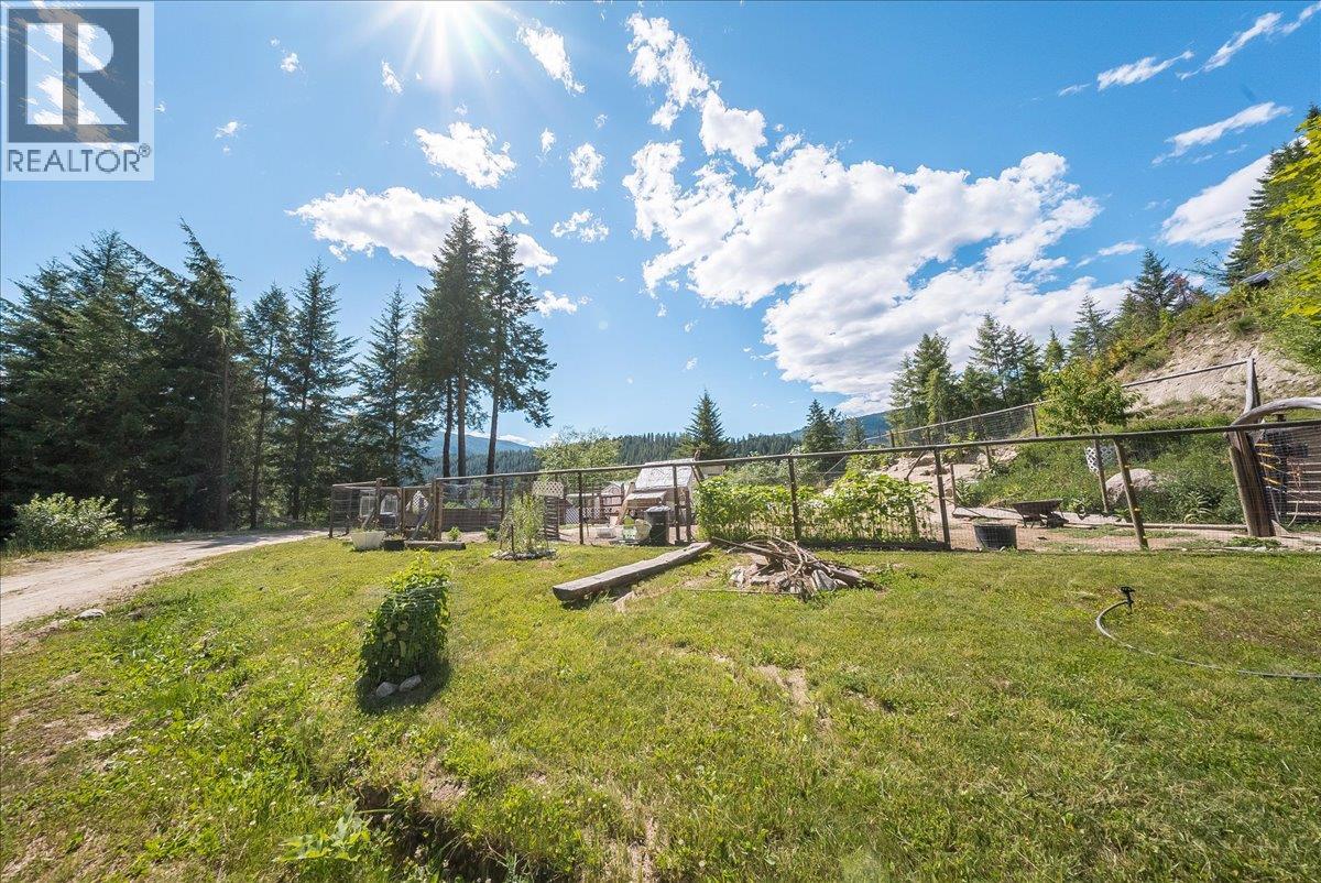 1385 Pass Creek Road - Image 26