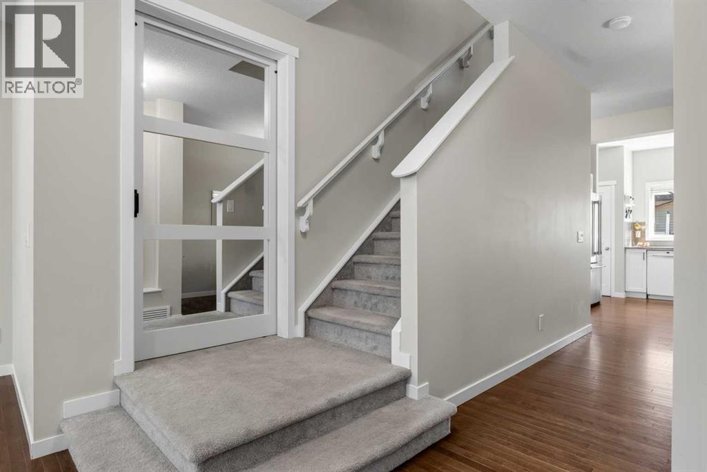 213 Mahogany Heights Southeast - Photo 18