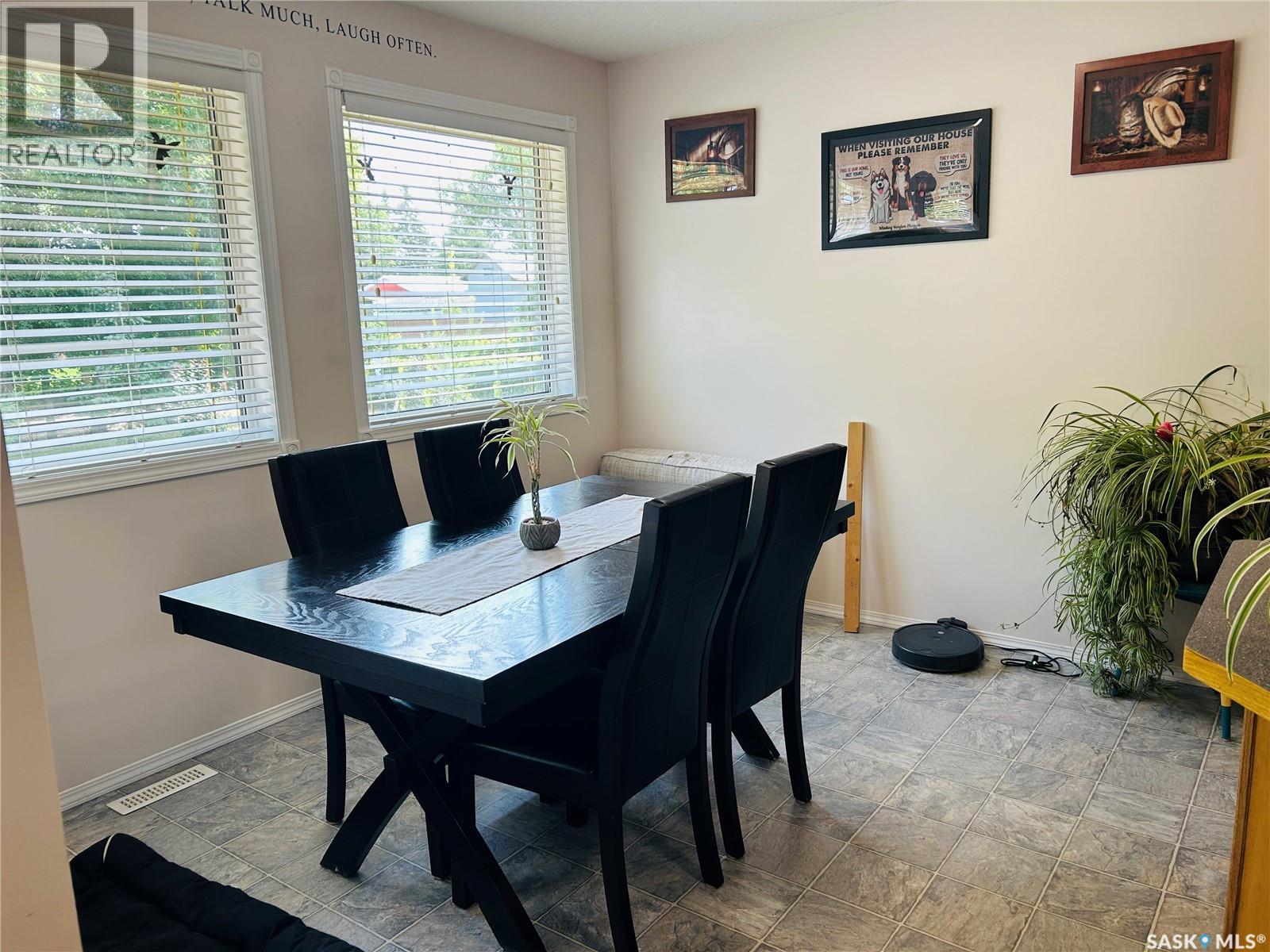 214 3rd STREET NE - Image 5