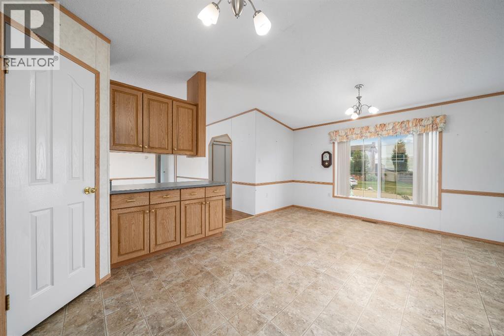 210 5 Street Northwest - Photo 13