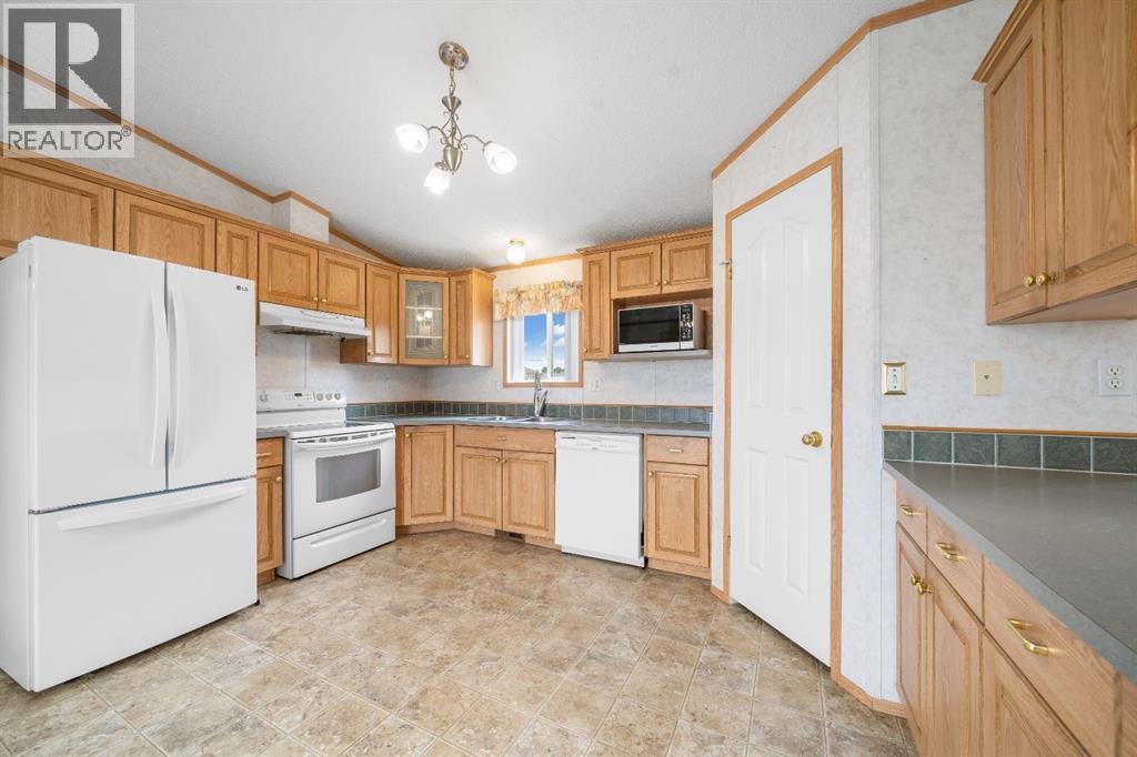 210 5 Street Northwest - Photo 9