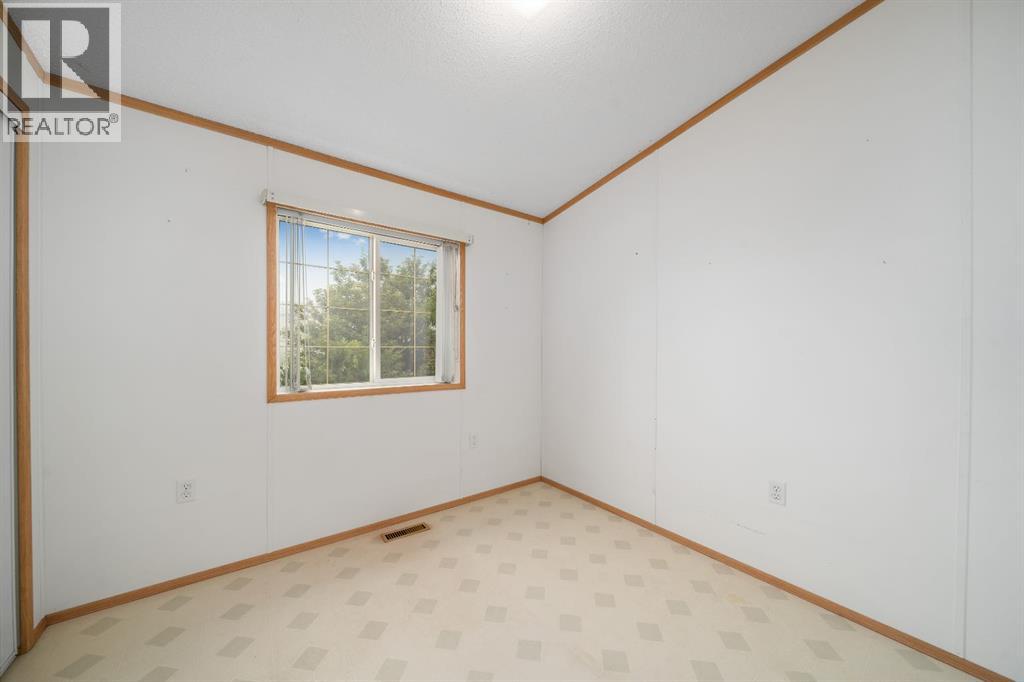 210 5 Street Northwest - Photo 19