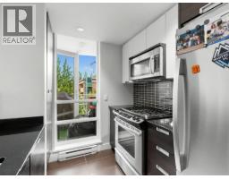 605 2968 Glen Drive, Coquitlam, BC V3B0C4 Photo 13