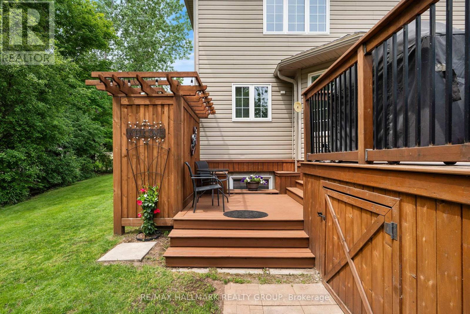 1021 KINGSWOOD STREET - Image 41