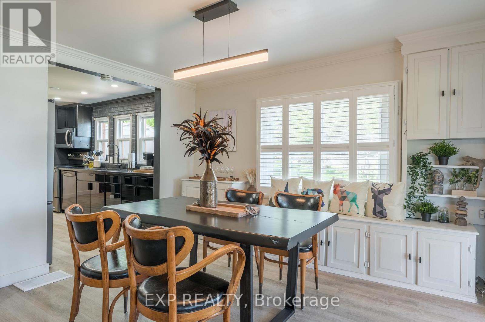 #30 6108 CURTIS POINT ROAD - Image 16