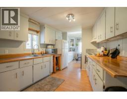 5472 Canim Hendrix Lake Road, 100 Mile House, BC V0K2E0 Photo 13