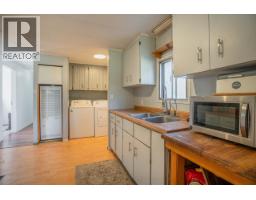 5472 Canim Hendrix Lake Road, 100 Mile House, BC V0K2E0 Photo 12