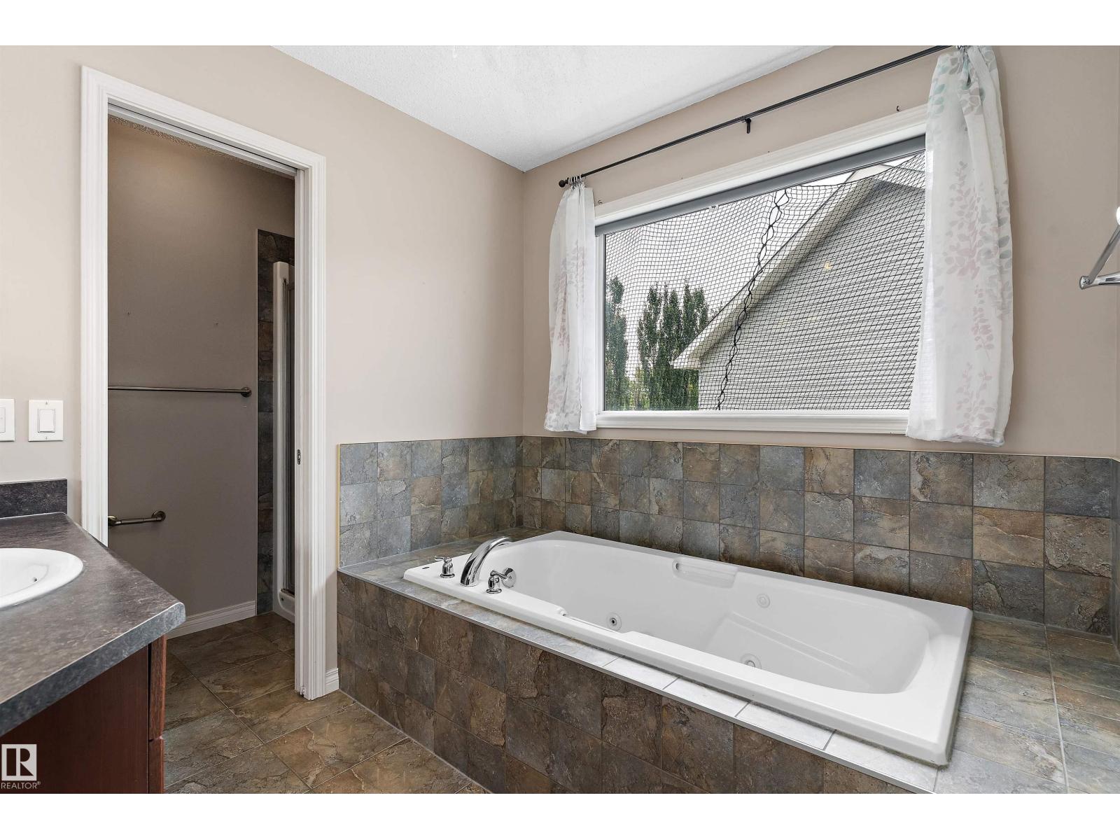 20845 92A AV NW NW - Photo 31