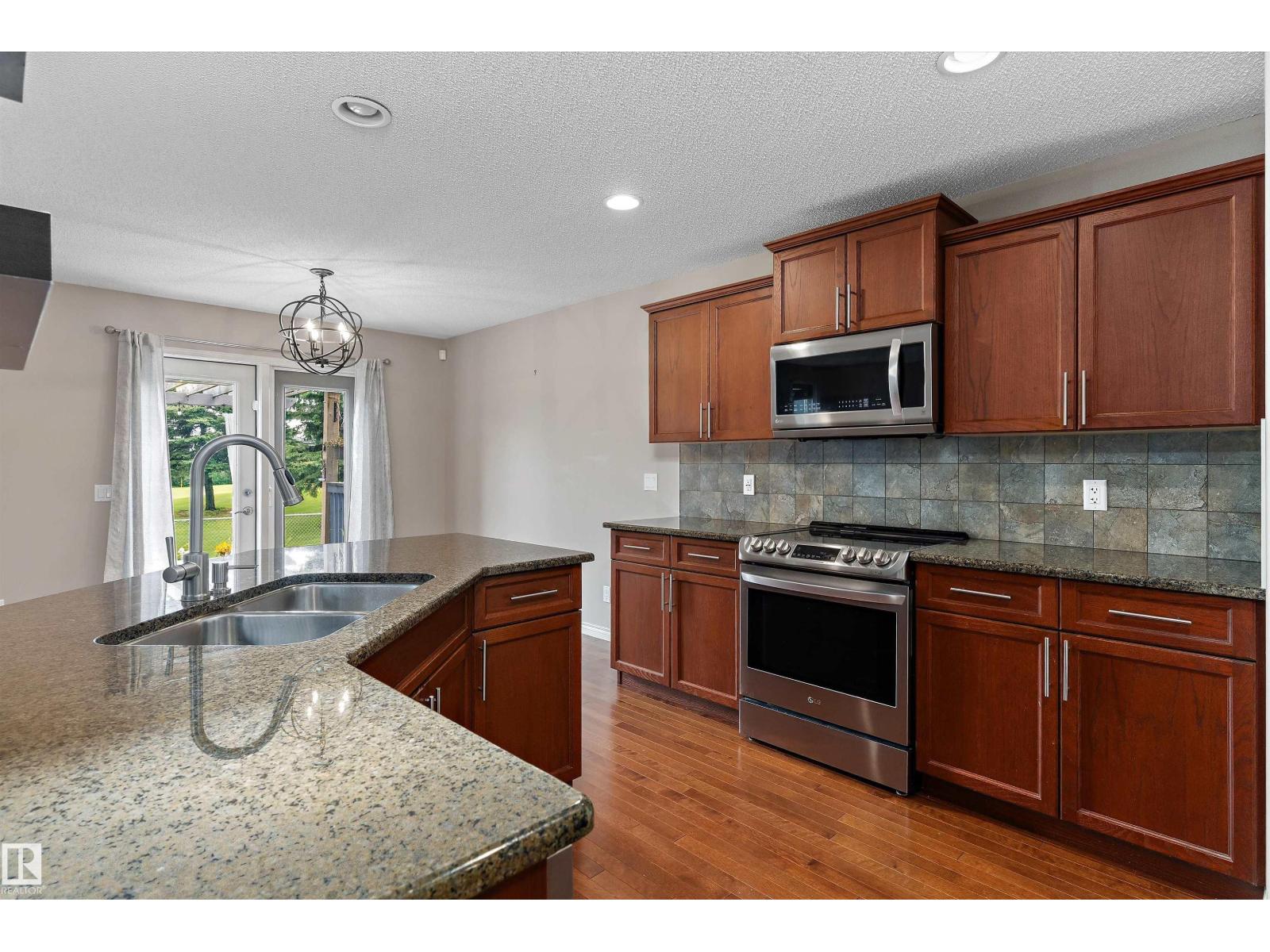20845 92A AV NW - 49