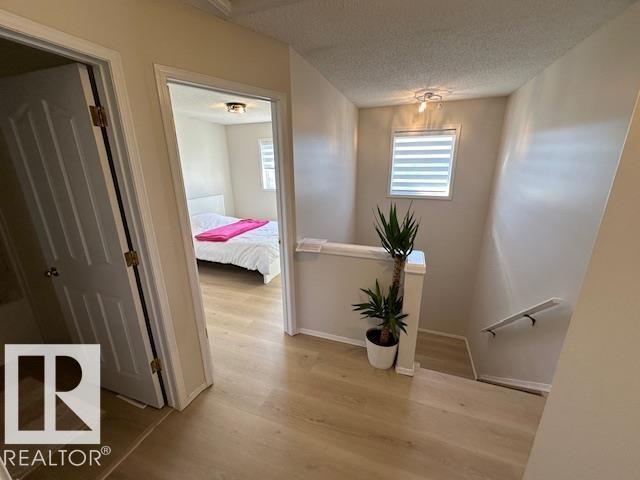 9806 179 AV NW - 24