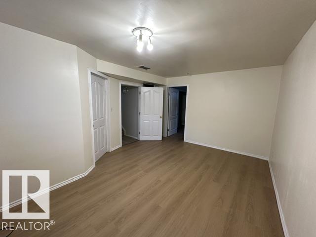 9806 179 AV NW - 27