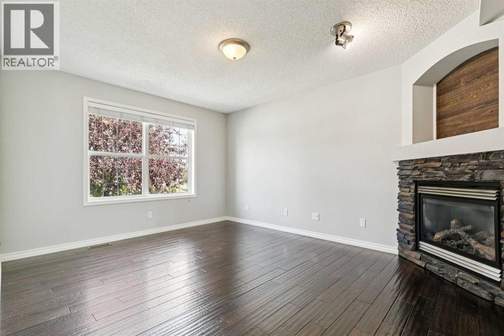 208 Everridge Way Southwest - Photo 5